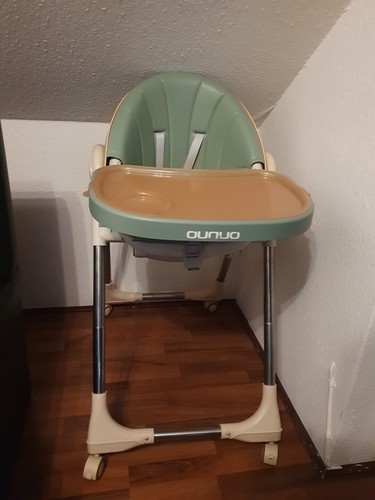 Kinderstuhl mit tisch - mit,